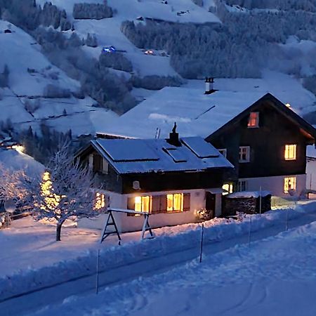 Ferienhaus Vakanz Raggal 外观 照片